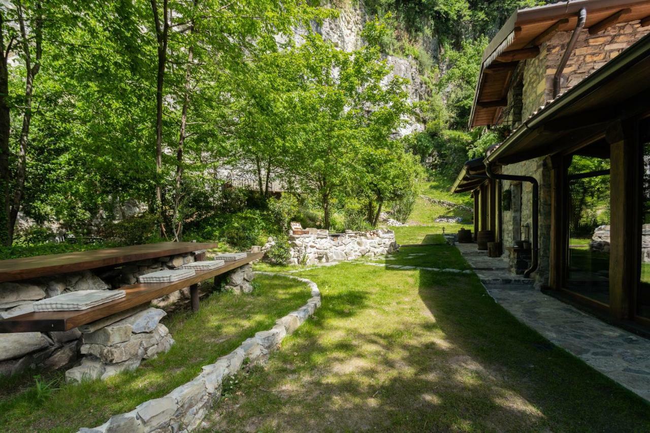 The Writer'S Nest Waterfront Villa By Rent All Como Faggeto Lario Extérieur photo